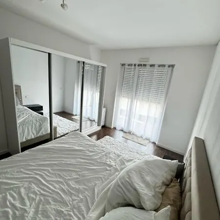 Lc Residences Muc Apartman